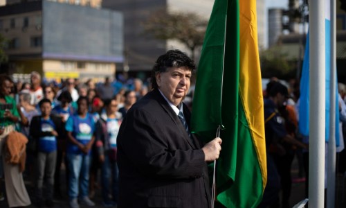 Volta Redonda comemora 72 anos com festa e bolo gigante